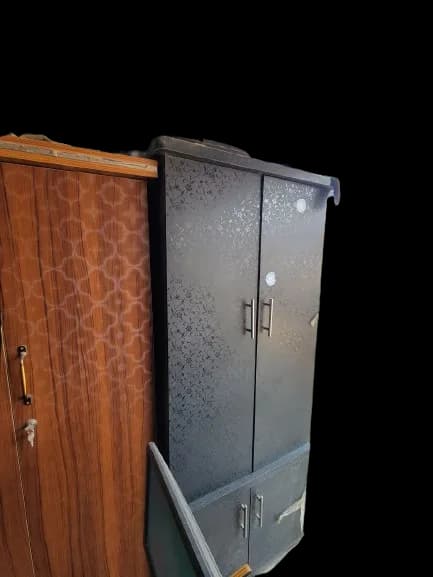 ২-পাল্লার আলমারি